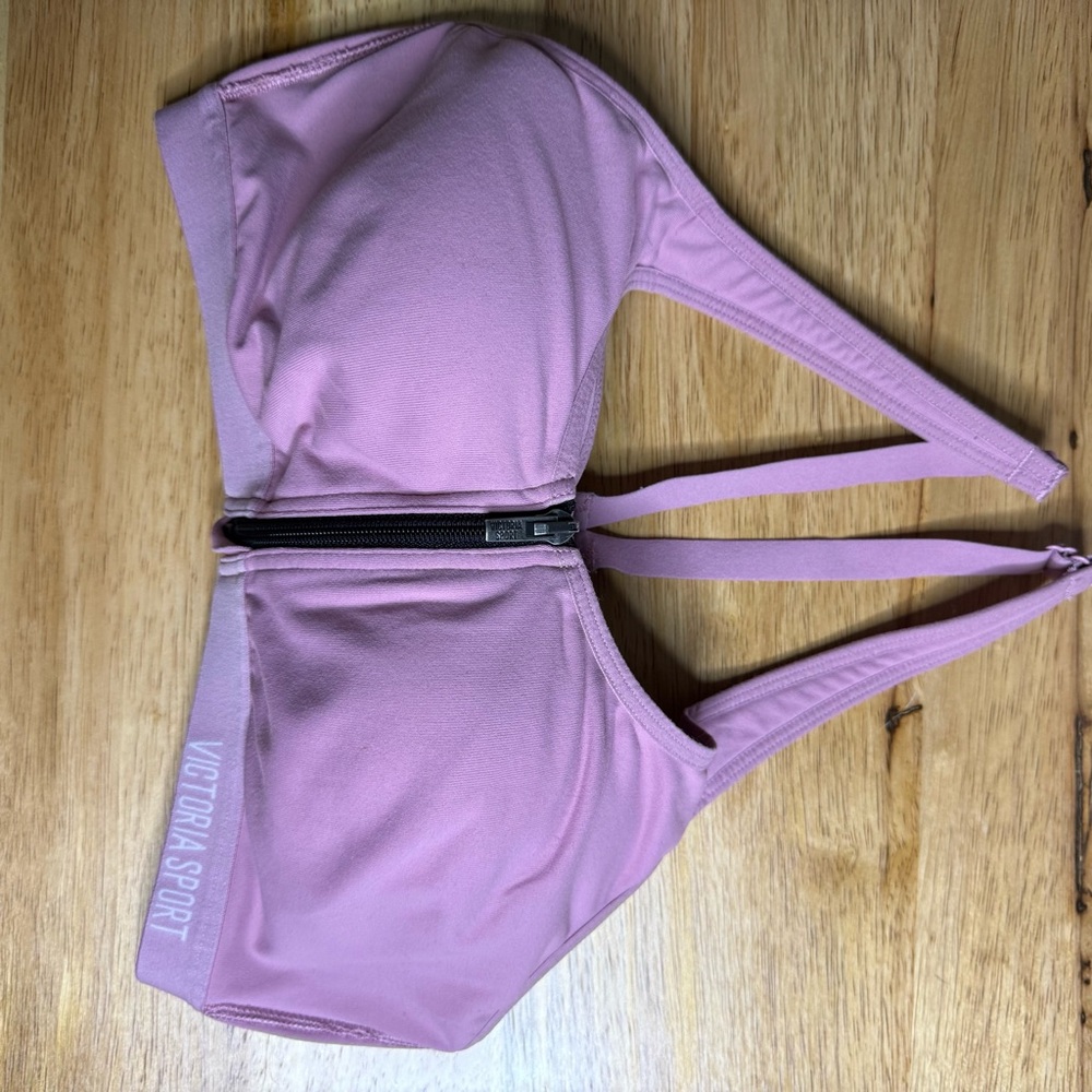056 Victoria Sport - Pink Sports Bra